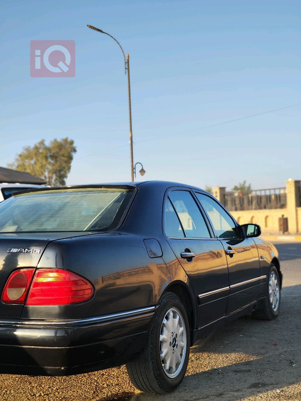 مرسيدس بنز E-Class